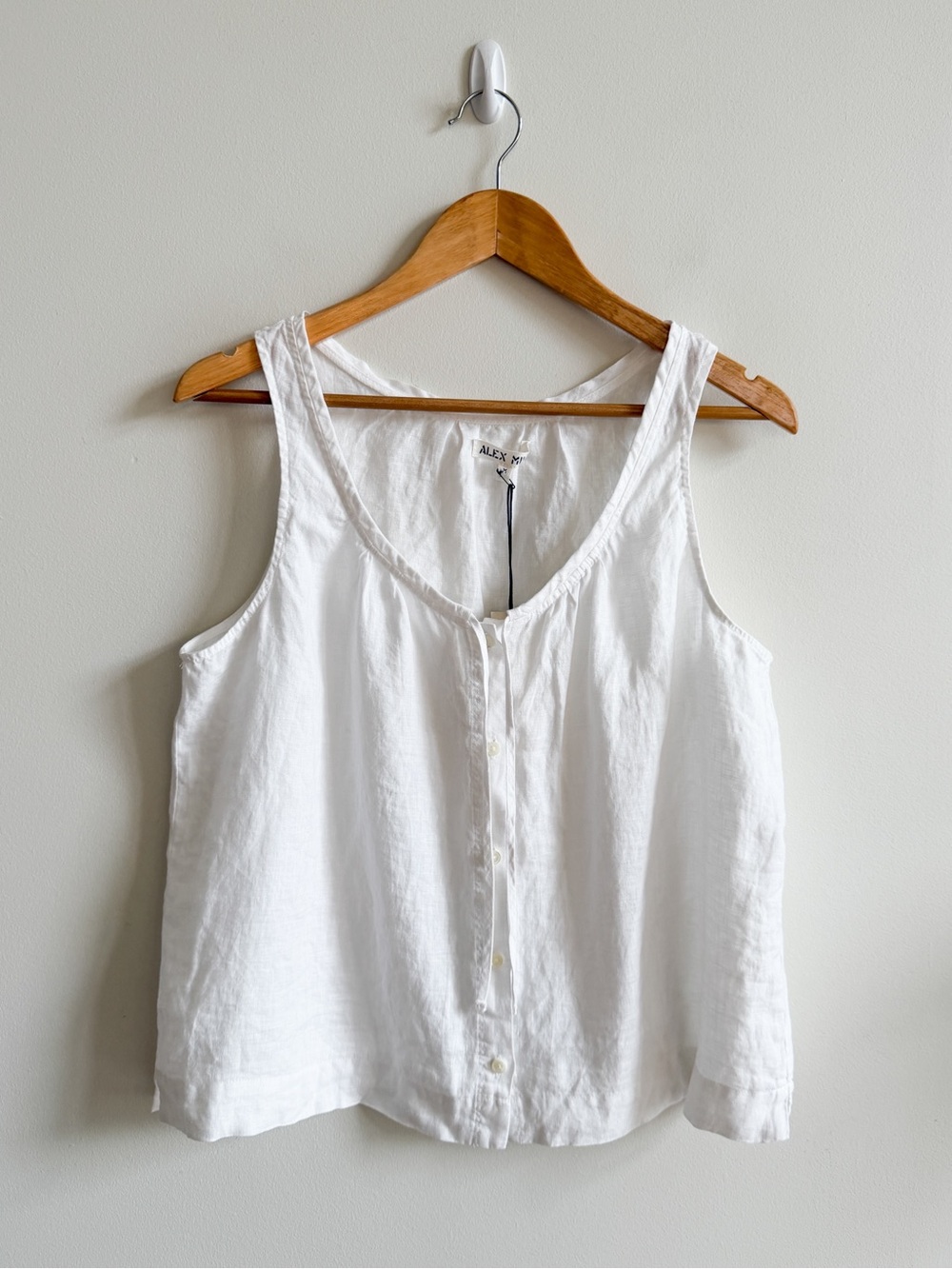 New! ALEX MILL • Sydney Linen Top in White - Picture 4 of 13